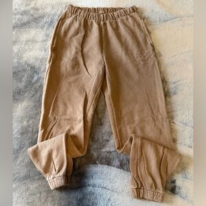 Brandy Melville, John Gault sweatpants